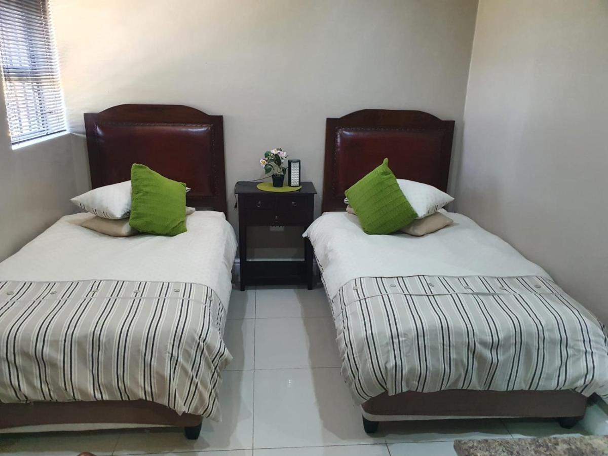 Mi Casa Guest House Uitenhage Exterior photo